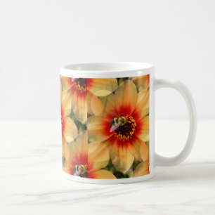 Bee op Dahlia Koffiemok