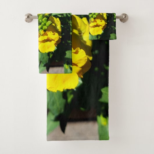 Bee op gele bloemen bad handdoek (Insitu)