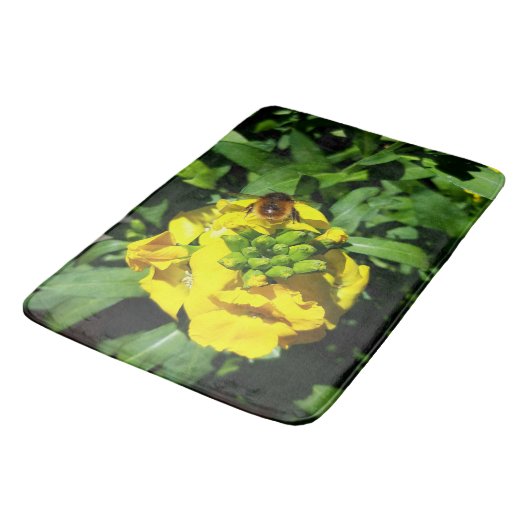 Bee op gele bloemen badmat (Gekanteld)
