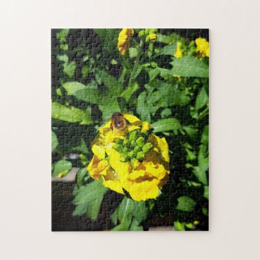 Bee op gele bloemen legpuzzel (Verticaal)