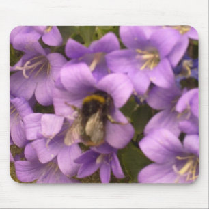 Bee op Purple Flowers Mousepad Muismat