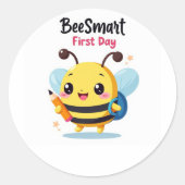Bee‑Smart Eerste Dag Moppige Schoolstickers Ronde Sticker (Voorkant)