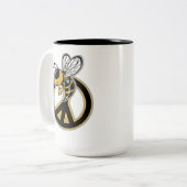 BEE VREDE  TWEEKLEURIGE KOFFIEMOK (Voorkant links)