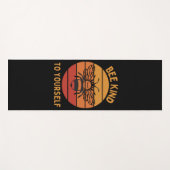 Bee vriendelijk voor jezelf yoga mat (Voorkant (horizontaal))