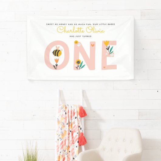 Bee Yellow & Roze Floral ONE Baby's 1ste verjaarda Spandoek (Insitu)