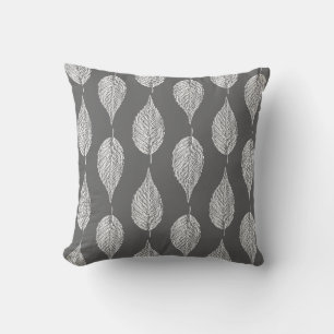 Beech Leaf Chalk Print, grijs / grijs en wit Kussen
