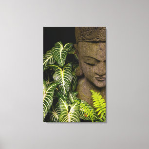 beeld in een tuin: Chiang Mai, Thailand Canvas Afdruk