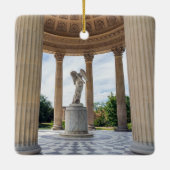 beeld van Cupidon, tempel van de liefde in Versail Keramisch Ornament (Achterkant)
