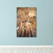 Beeld van Jezus in kathedraal, interieur Canvas Afdruk (Insitu (Houten vloer))