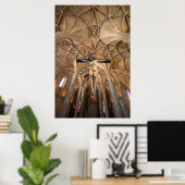 Beeld van Jezus in kathedraal, interieur Poster (Thuiskantoor)