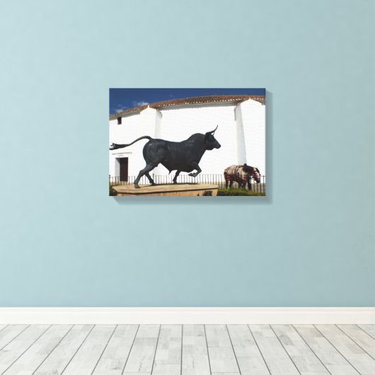 beeld van stier en Spaans paard Canvas Afdruk (Insitu (Houten vloer))