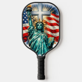 Beeld van vrijheid met vlaggen en kruis pickleball paddle