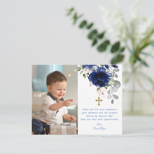 Beeldige foto jongen gouden kruis doop bedankkaart (Staand voorkant)