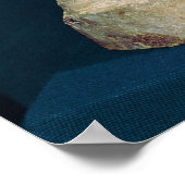 Beeldje van een vrouw die een dubbelflute speelt poster (Hoek)