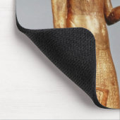 Beeldje van koning met rode kroon van muismat (Hoek)