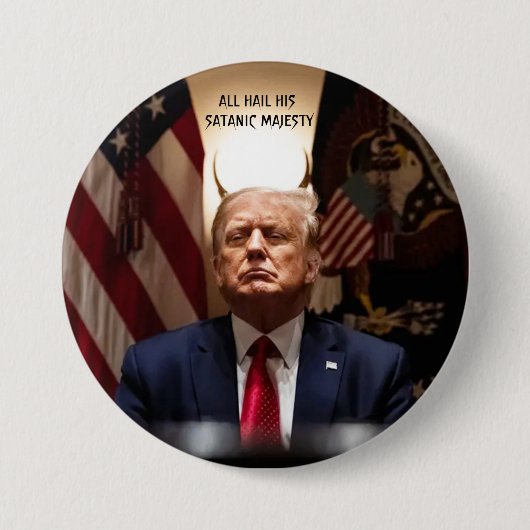 Beelzetrump Ronde Button 7,6 Cm (Voorkant)
