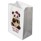 Beer-achtig prettig kerstfeest! Speelse Panda cade Medium Cadeauzakje (Achterkant Gekanteld)