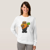 Beer als boer met wortel t-shirt (Voorkant volledig)
