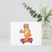 Beer als Skater met Skateboard Briefkaart (Staand voorkant)