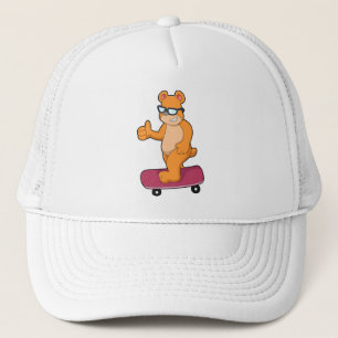 Beer als Skater met Skateboard Trucker Pet
