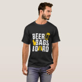 Beer Bags Board Cornhole Drink Funny T-shirt (Voorkant volledig)
