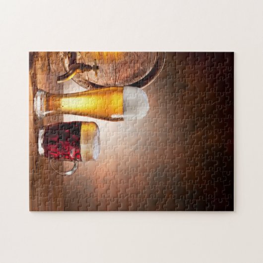 Beer barrel with beer glasses on a wooden table 2 legpuzzel (Horizontaal)
