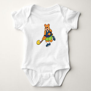 Beer bij Hockey met Hockey bat Romper
