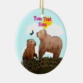 Beer Cub en moeder met vlinder Keramisch Ornament (Rechts)