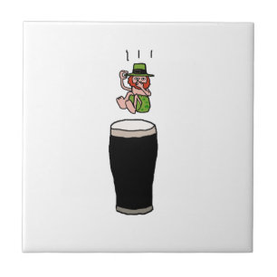 Beer Diving Leprechaun Cartoon Illustratie Tegeltje
