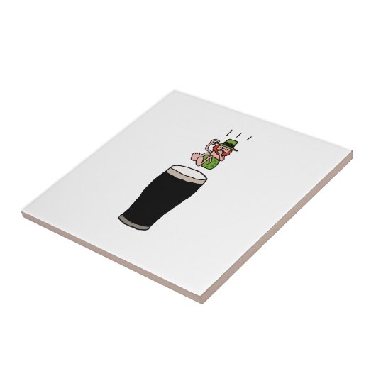 Beer Diving Leprechaun Cartoon Illustratie Tegeltje (Zijkant)