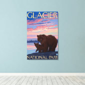 Beer en Cub - Glacier National Park, MT Canvas Afdruk (Insitu (Houten vloer))