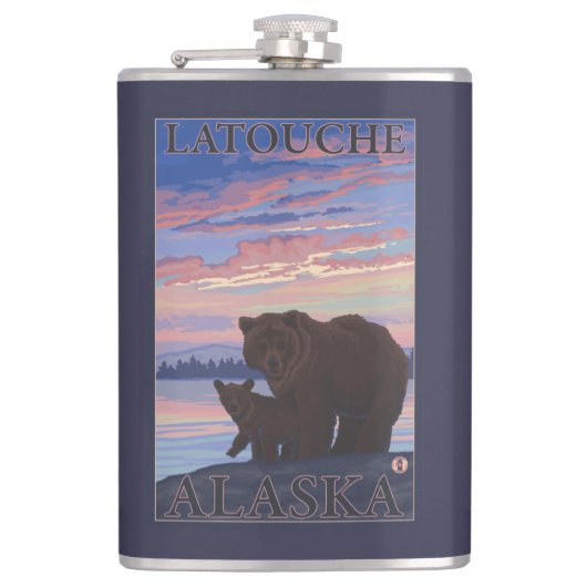Beer en Cub - Latouche, Alaska Heupfles (Voorkant)