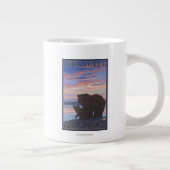 Beer en Cub - Wrangell, Alaska Grote Koffiekop (Rechts)