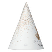 Beer en de eerste verjaardag van de bijen feesthoedjes (Links)