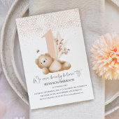 Beer en eerste uitnodiging voor de geboorte