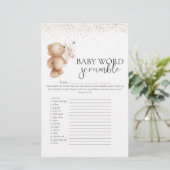 Beer en het Baby shower 'Word Scramble'-spel (Staand voorkant)