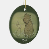 Beer en konijnenpaar Eerste Kerstmis samen Keramisch Ornament (Rechts)