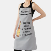 Beer Funny Gezegde Beer in hand name personalisere Schort (Insitu)