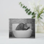 Beer in Badkuip Bubbelbad Dier Briefkaart (Staand voorkant)