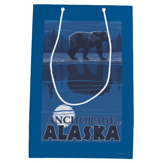 Beer in Moonlight - Anchorage, Alaska Medium Cadeauzakje (Achterkant)