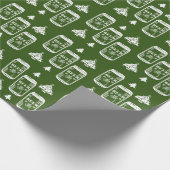 Beer kan kerstboom op groen cadeaupapier (Hoek)