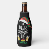 Beer Kerstmis Elf Funny Typografie Gepersonaliseer Flesjeskoeler (Fles Voorkant)