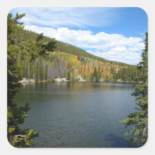 Beer Lake bij het Nationaal Park Rocky Mountain Vierkante Sticker (Voorkant)