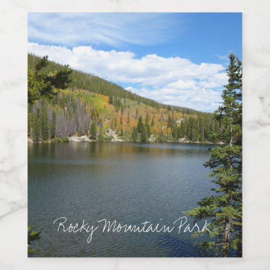 Beer Lake bij het Nationaal Park Rocky Mountain Wijn Etiket (Enkel label)