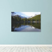 Beer Lake-reflectie II Canvas Afdruk (Insitu (Houten vloer))