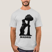 Beer Madrid en de Madrono-boom T-shirt (Voorkant)