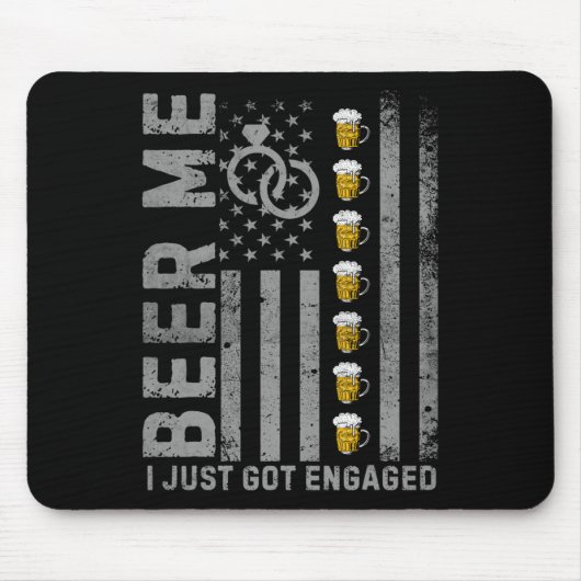 Beer Me I Just Got Engaged American Flag M Muismat (Voorkant)