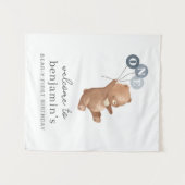 Beer met 3 blauwe ballonnen Welkomstteken Wandkleed (Voorkant (horizontaal))