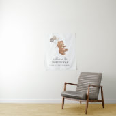 Beer met 3 bruine ballonnen Welkomstteken Wandkleed (In situ)