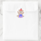 Beer met cadeau-1-t ronde sticker (Tas)